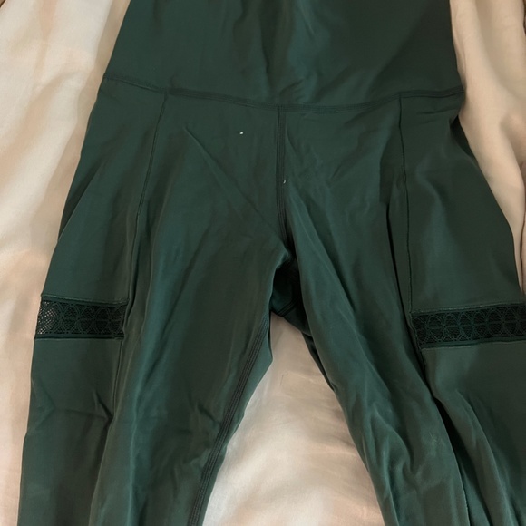 Nike Yoga Luxe High Rise 7/8 Leggings in Green Lace - Picture 5 of 6